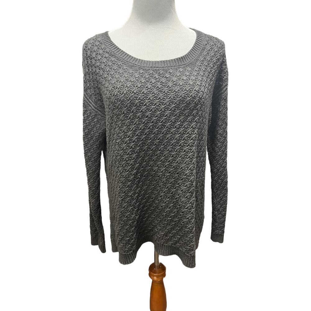 Old Navy Grey Gray knit sweater Size Medium